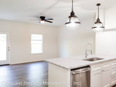 Main picture of 108 Wade St