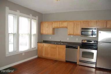 Main picture of 331 S Lucas St
