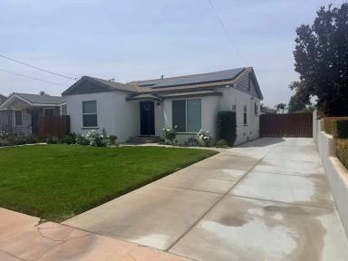 Main picture of 3688 Taft St
