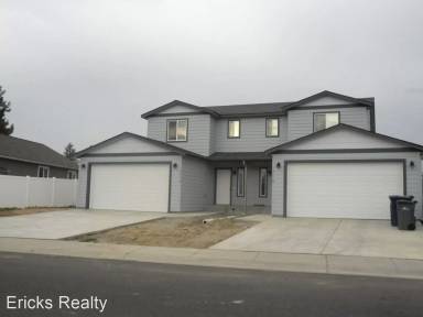 Main picture of 711 S Margaret Ave