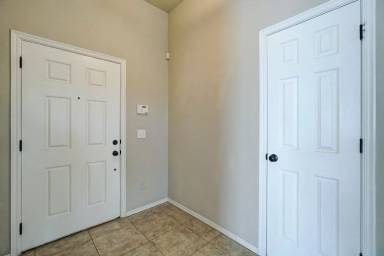 Main picture of 18328 Camborne Ave
