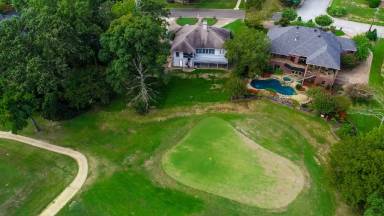 Main picture of 3726 Ben Hogan Dr