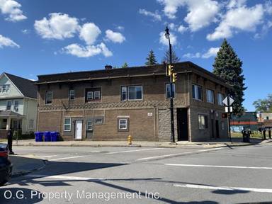 Main picture of 835 Portland Ave