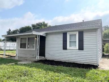 Main picture of 2937 S McClure St