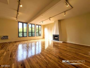 Main picture of 1425 N Dearborn St