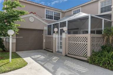 Main picture of Embassy Lakes