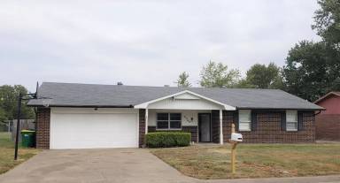 Main picture of 4208 Chapman Ave