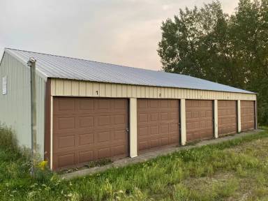 Main picture of 215 Kennedy Park Rd