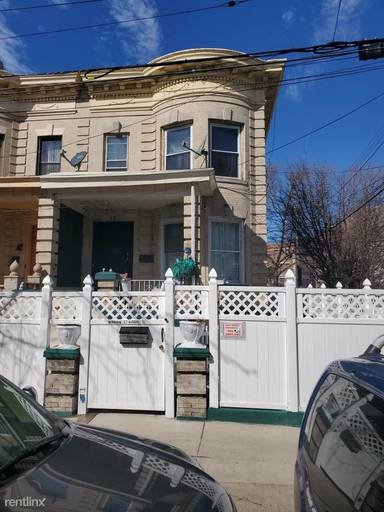Main picture of 39 Saint And Flatbush Ave