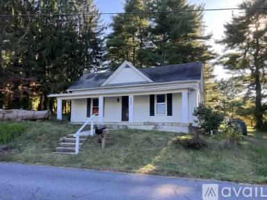 Main picture of 383 Deadmore St SE