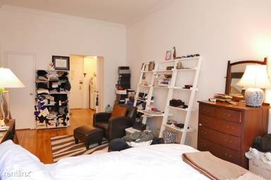 Main picture of 11 E 66th St