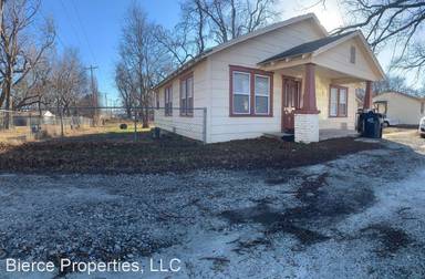 Main picture of 402 N Cherry St