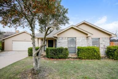 Main picture of 6603 Cuculu Dr