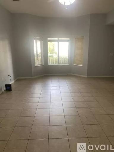 Main picture of 2448 SE 19th Ct