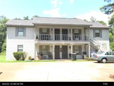 Main picture of 136 Joiner Dr