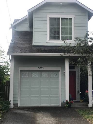 Main picture of 5114 SE Ogden St