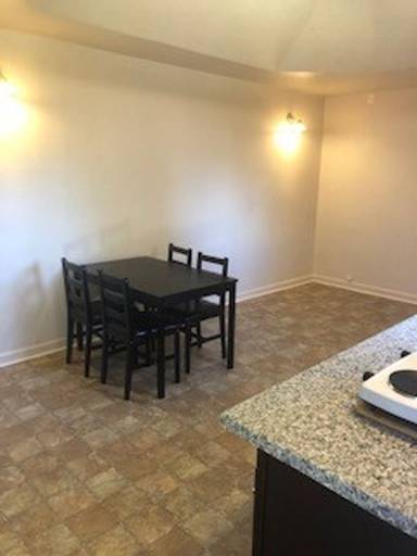 Main picture of 3334 E Montecito Ave