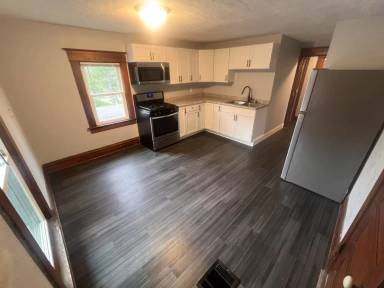 Main picture of 215 Upland Ave