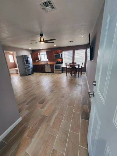 Main picture of 471 Pueblo Dr