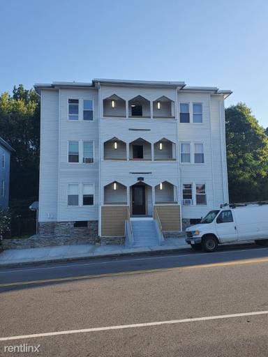 Main picture of 261 Chandler St