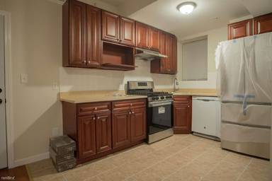 Main picture of 425 Broadway