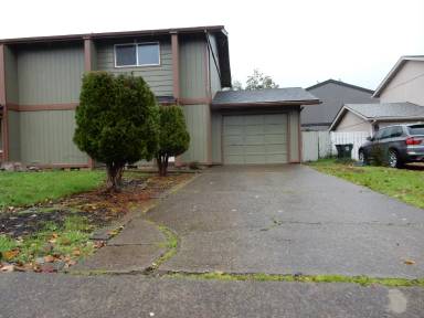 Main picture of 5456 Nicole Ct SE