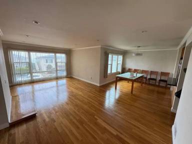 Main picture of 93 Crestview Ave