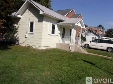 Main picture of 839 19th St S