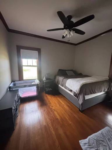 Main picture of 858 4th St