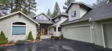 Main picture of 60709 Golf Village Loop