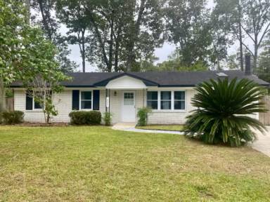 Main picture of 207 Montclair Blvd