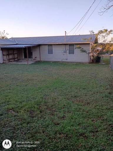 Main picture of 12 Del Norte St