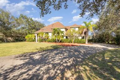 Main picture of 4020 Turkey Point Dr