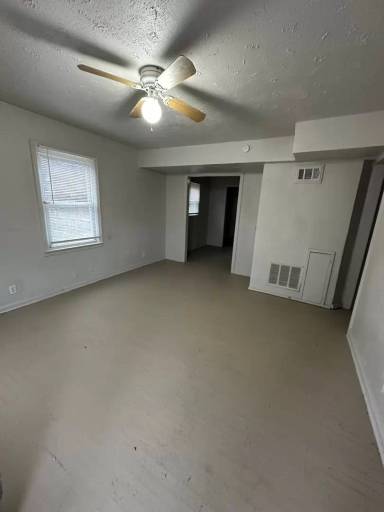 Main picture of 5430 Norton Ave