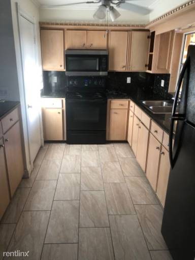 Main picture of 2360 41st St SW