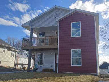 Main picture of 1324 Concannon St
