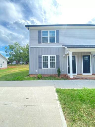 Main picture of 255 Kimball St