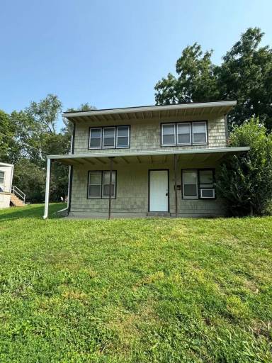 Main picture of 1422 W Waldo Ave