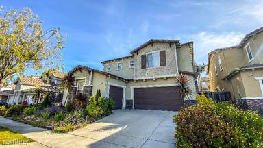 Main picture of 1006 Rock Harbor Pt
