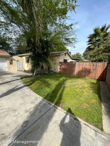 Main picture of 623 Parker Ave