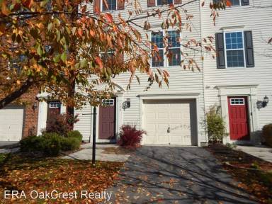 Main picture of 108 Domino Ct