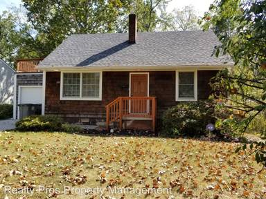 Main picture of 122 Calvert Rd
