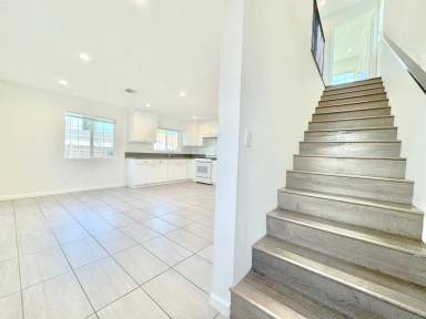 Main picture of 7344 Loma Verde Ave