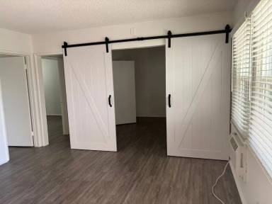 Main picture of 5637 Strohm Ave