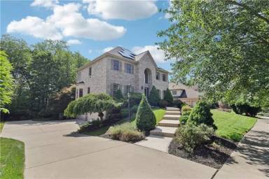 Main picture of 403 Worth Ct