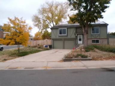 Main picture of 5843 S Robb St