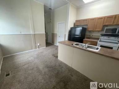 Main picture of 408 Neosho St