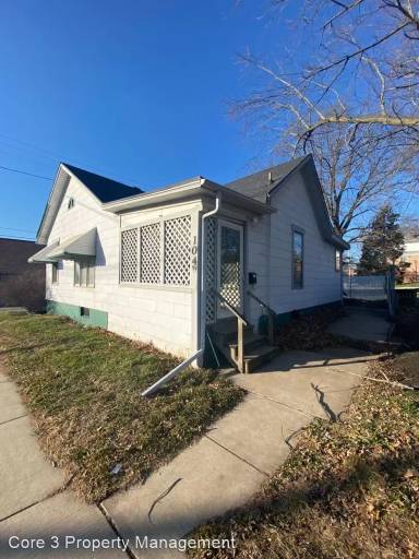 Main picture of 104 E Empire St