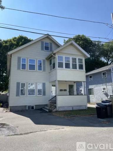 Main picture of 20 Story Ave