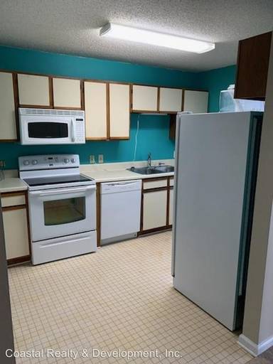 Main picture of 280 Myrtle Greens Dr